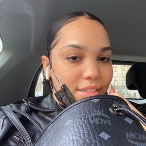 Meet your Posher, Alliyah